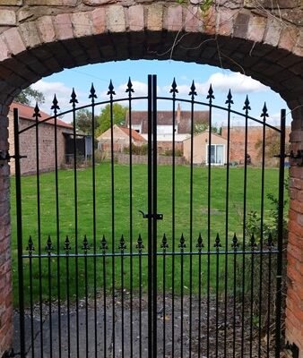 Bespoke Bow Top Gates Bespoke Bow Top Gates